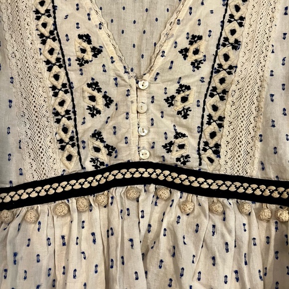Zara pom pom blouse - Picture 3 of 5